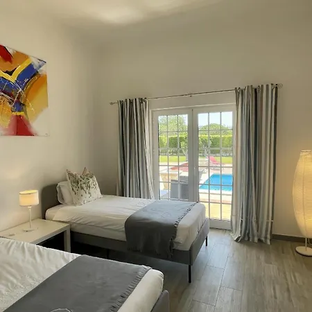 Laranjal By Check-in Portugal