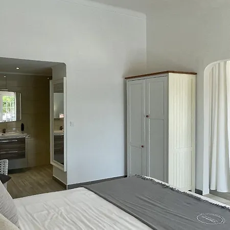 Laranjal By Check-in Portugal וילה קווארטיירה